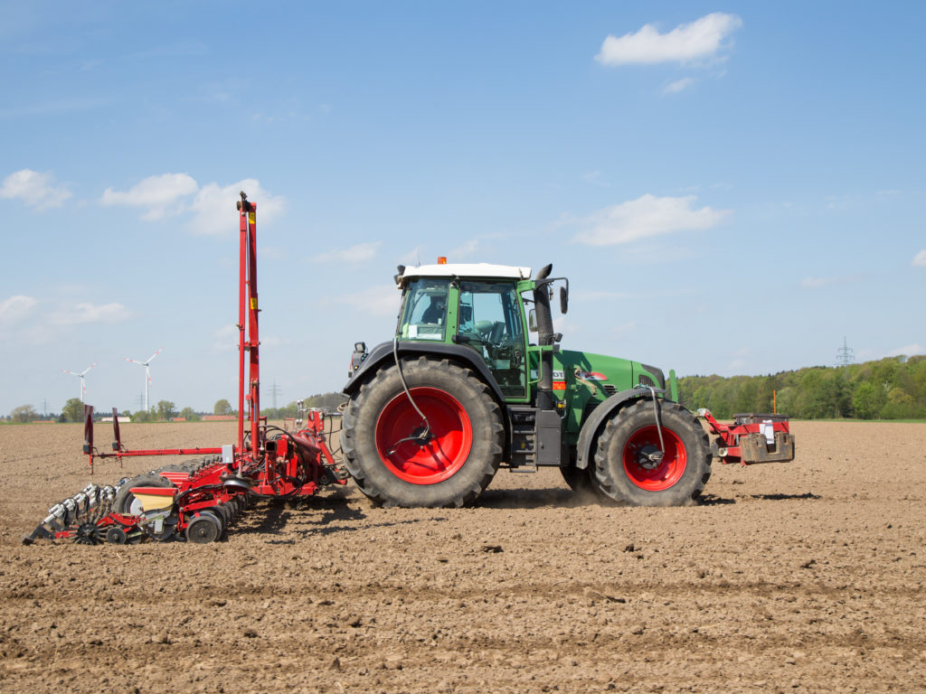 Fendt712Rübendrille